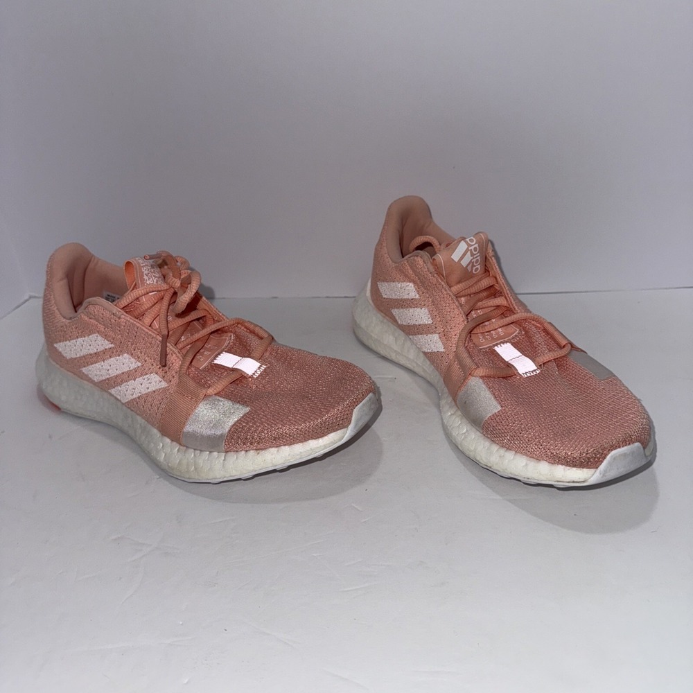 Adidas Womens Sense Boost 7.5 Athletic Running Shoes Athleisure Retro Streetwear